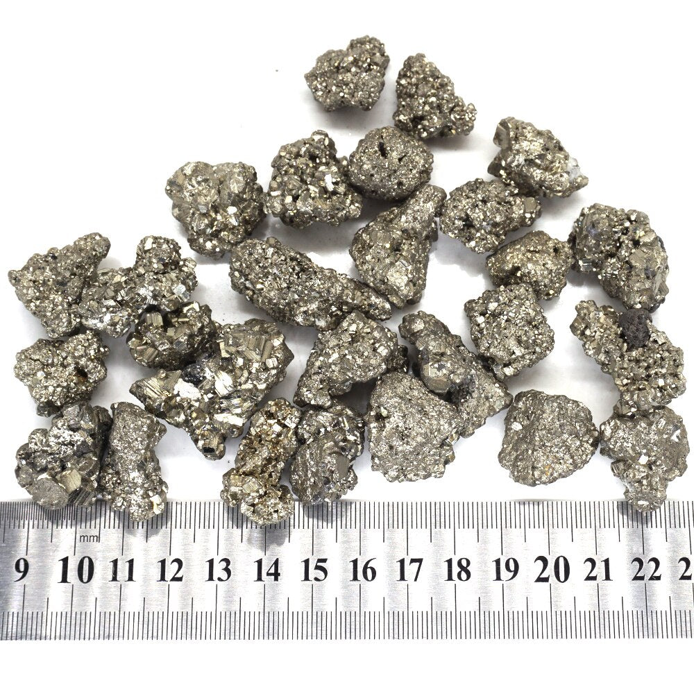 Pyrite Clusters with Quartz